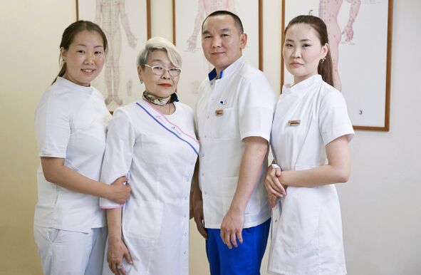 Tibet tıbbı sırt ağrısına yardımcı olur