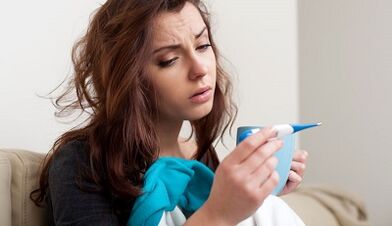 Kadınlarda servikal osteokondroz belirtileri